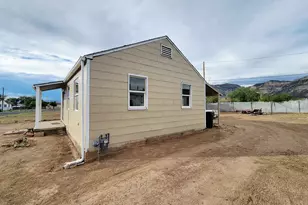 131 W Whitmore Dr, East Carbon, UT 84520 - Photo 36