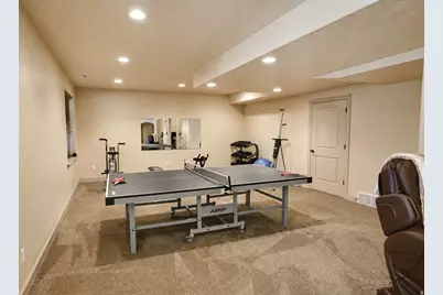 10656 S Crescent Dr, Sandy, UT 84070 - Photo 30