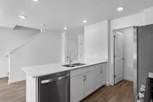 2250 S Wolverine Way, Washington, UT 84780 - Photo 20