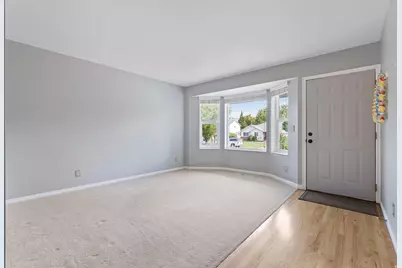 6354 S Clay Park Dr, Murray, UT 84107 - Photo 8