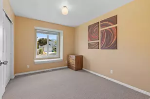 6354 S Clay Park Dr, Murray, UT 84107 - Photo 16