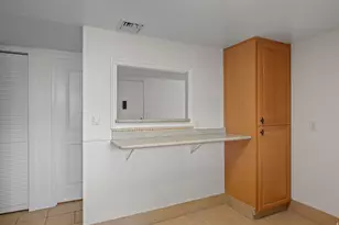 241 N Vine St W, Salt Lake City, UT 84103 - Photo 4