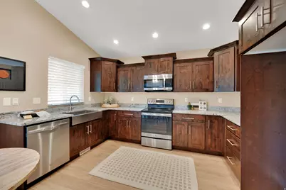 14296 S Wayfield Dr E, Draper, UT 84020 - Photo 2