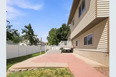 2291 N 2050 E, Layton, UT 84040 - Photo 30