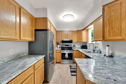 7283 S Pecan Cir, Cottonwood Heights, UT 84121 - Photo 8