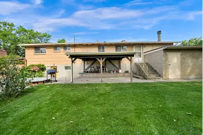 3046 S 400 W, Bountiful, UT 84010 - Photo 6