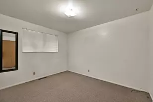 3046 S 400 W, Bountiful, UT 84010 - Photo 12