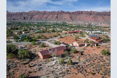 1687 Highland Dr N, Moab, UT 84532 - Photo 38