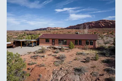 1687 Highland Dr N, Moab, UT 84532 - Photo 2