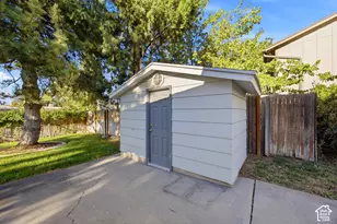 1447 E Mulberry Way, Sandy, UT 84093 - Photo 32