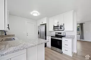 1447 E Mulberry Way, Sandy, UT 84093 - Photo 14