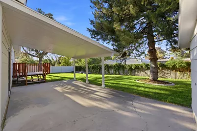 1447 E Mulberry Way, Sandy, UT 84093 - Photo 32