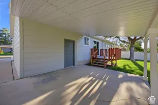 1447 E Mulberry Way, Sandy, UT 84093 - Photo 34