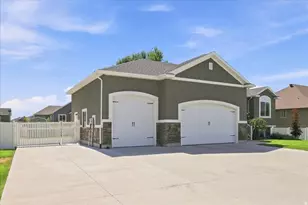 4563 W 3300 S, West Haven, UT 84401 - Photo 6