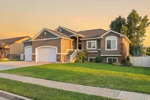 4563 W 3300 S, West Haven, UT 84401 - Photo 4