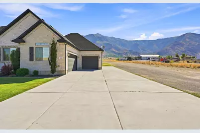 461 S 300 E, Mona, UT 84645 - Photo 30