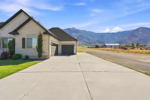 461 S 300 E, Mona, UT 84645 - Photo 30