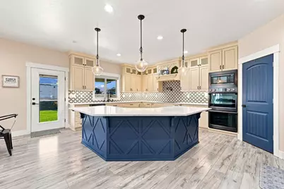 461 S 300 E, Mona, UT 84645 - Photo 8