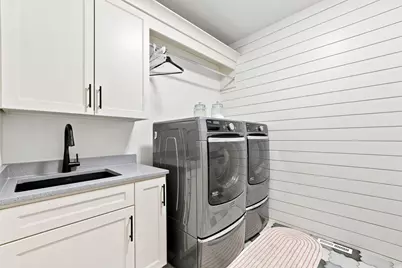 461 S 300 E, Mona, UT 84645 - Photo 18