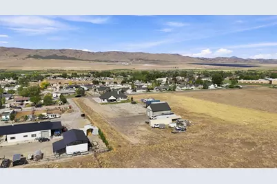 461 S 300 E, Mona, UT 84645 - Photo 46