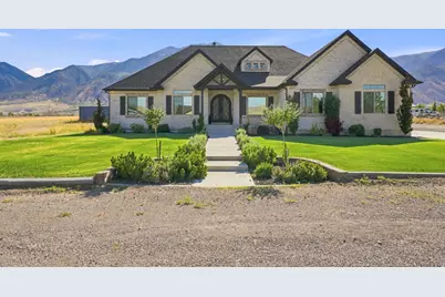461 S 300 E, Mona, UT 84645 - Photo 1