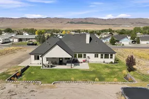 461 S 300 E, Mona, UT 84645 - Photo 48
