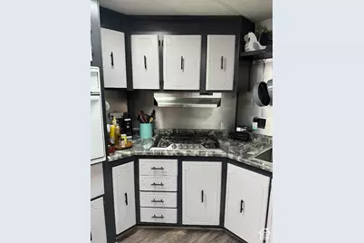 1111 N 2000 W #115, Farr West, UT 84404 - Photo 28