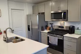 1140 W Summit Ridge Parkway, Santaquin, UT 84655 - Photo 2