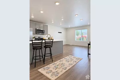 1140 W Summit Ridge Pkwy, Santaquin, UT 84655 - Photo 4