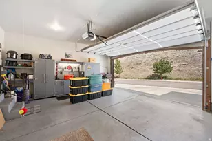 1370 E Meadow Valley Dr, Draper, UT 84020 - Photo 28