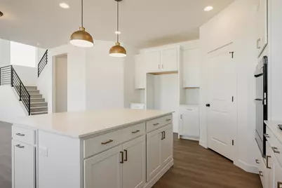 1082 E Antelope Dr #608, Eagle Mountain, UT 84005 - Photo 8