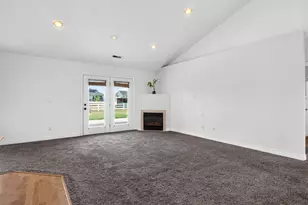 5646 W 4000 S, Hooper, UT 84315 - Photo 6