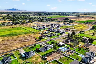 5646 W 4000 S, Hooper, UT 84315 - Photo 42