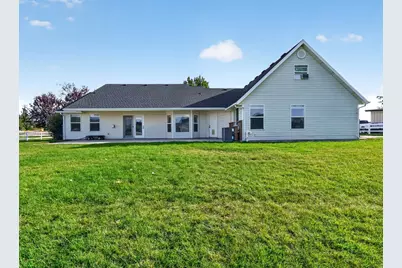 5646 W 4000 S, Hooper, UT 84315 - Photo 32