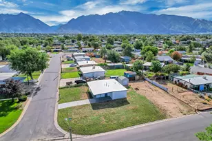 730 E Geranium St, Sandy, UT 84094 - Photo 28
