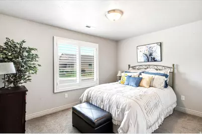 478 W Hyde Park Ln, Kaysville, UT 84037 - Photo 16