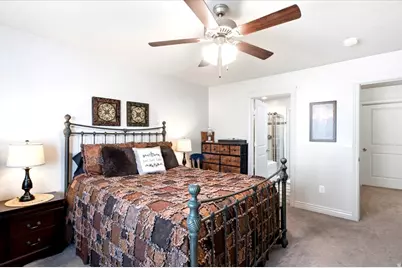 478 W Hyde Park Ln, Kaysville, UT 84037 - Photo 12