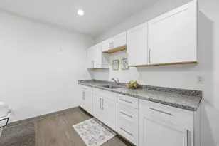 2085 N Main St, Sunset, UT 84015 - Photo 20