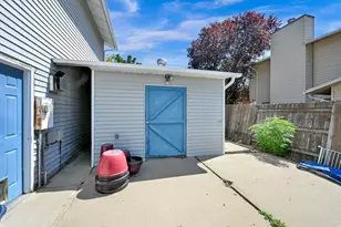 4896 S 3325 W, Roy, UT 84067 - Photo 28