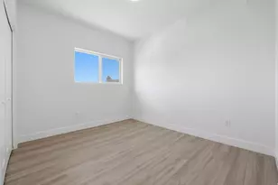 2085 N Main St N, Sunset, UT 84015 - Photo 26