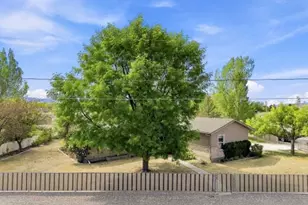 195 W 100 N, Centerfield, UT 84622 - Photo 8