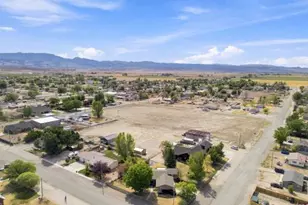 195 W 100 N, Centerfield, UT 84622 - Photo 10