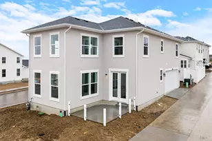 7589 S Clipper Hill Rd W, West Jordan, UT 84081 - Photo 2