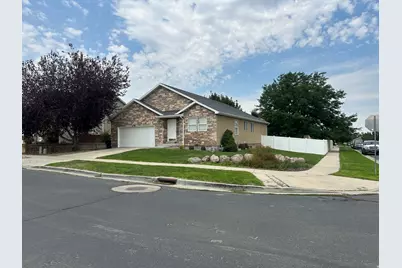 6728 W Oak Vista Dr, West Jordan, UT 84081 - Photo 2