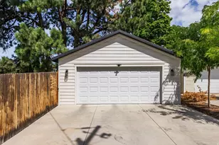 3675 S Hillside Ln, Salt Lake City, UT 84109 - Photo 26