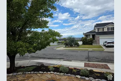 14303 S Honeyfield Dr E, Draper, UT 84020 - Photo 36