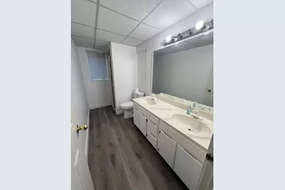 10802 S Jason Dr, Sandy, UT 84094 - Photo 20