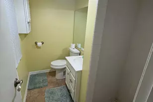 10802 S Jason Dr, Sandy, UT 84094 - Photo 32