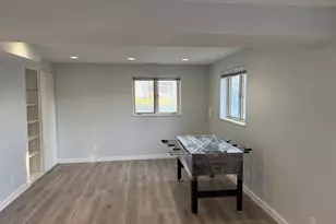 10802 S Jason Dr, Sandy, UT 84094 - Photo 14