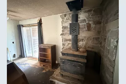 338 Columbia Dr, East Carbon, UT 84520 - Photo 14